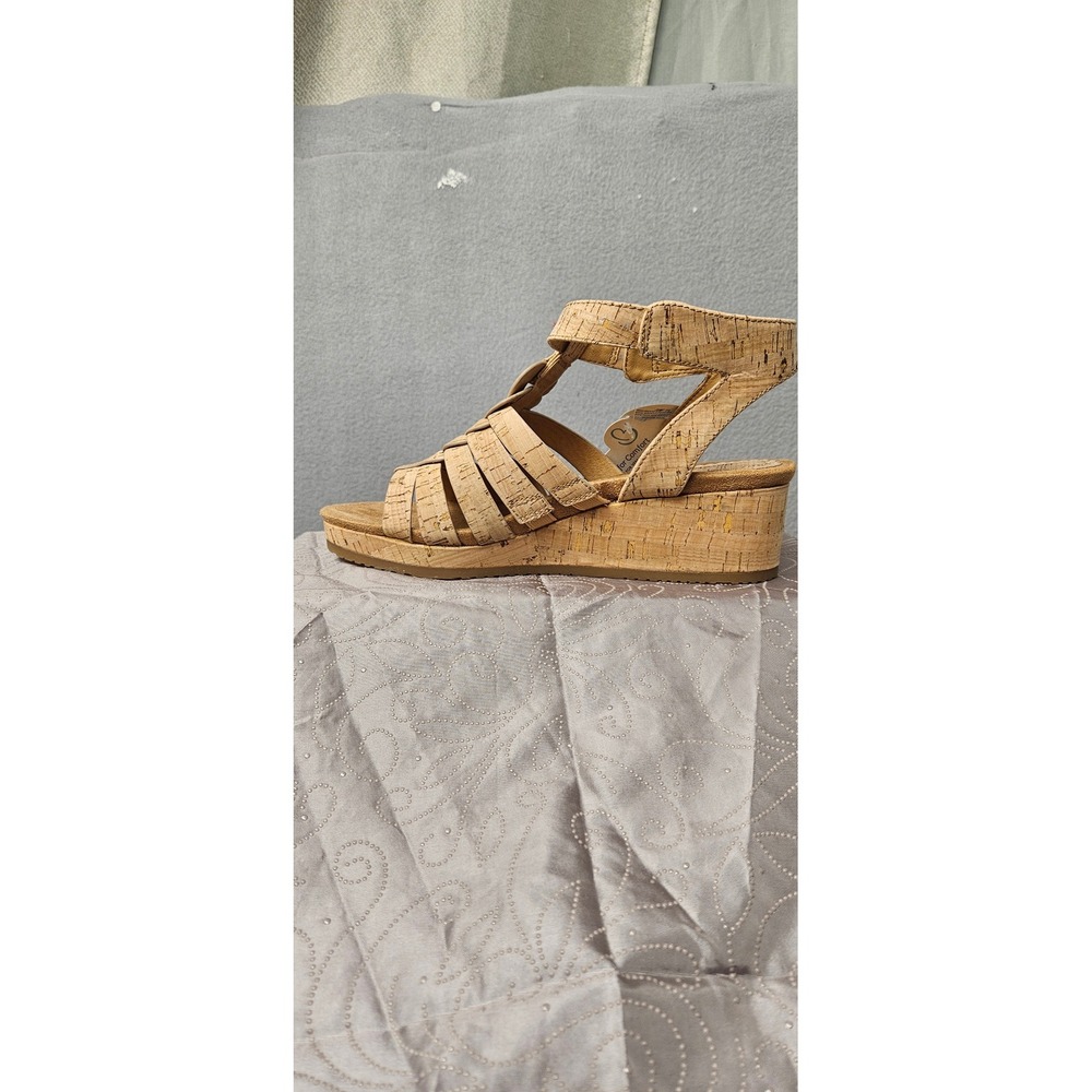 NEW BareTraps Cork Wedge Sandals in Natural Tan - Picture 2 of 8